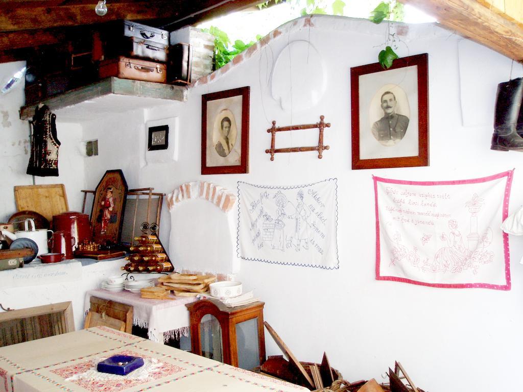 Penzion A Restauracia Toldi Галанта Экстерьер фото