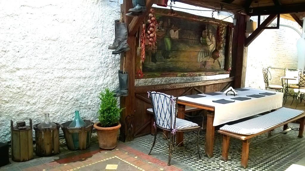 Penzion A Restauracia Toldi Галанта Экстерьер фото